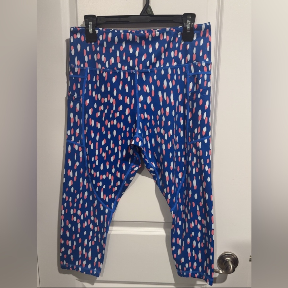 ZYIA 14-16 Light N Tight Capri Leggings Blue Pink White